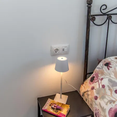 Sanva Apartment *