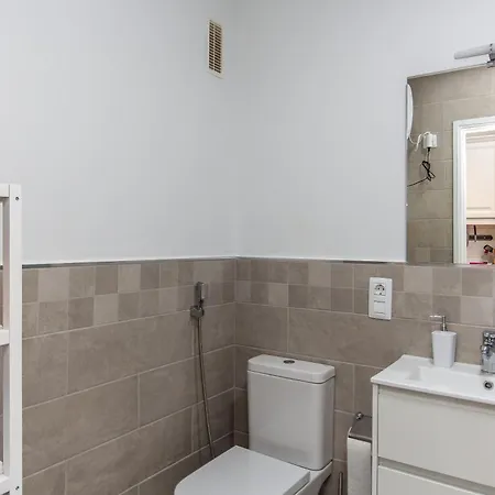 Sanva Apartment *